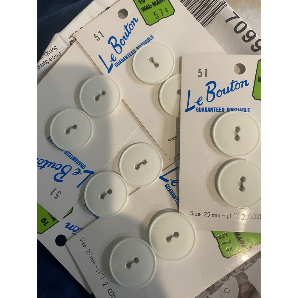 Vintage Le Bouton Buttons Made In Italy 1 Inch White 5 Packs Of 2 Total 10